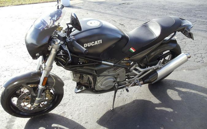2001 Ducati 750 Monster