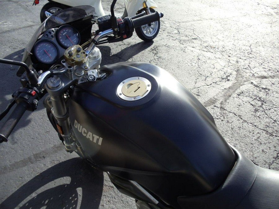 2001 Ducati 750 Monster