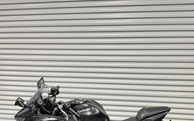 2026 Kawasaki Ninja 650 Base