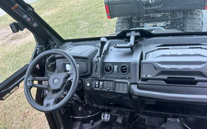 2026 Can-Am Defender PRO XT HD10