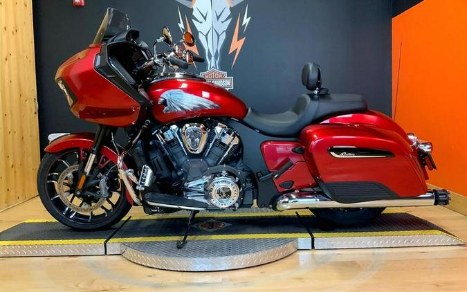 2021 Indian Motorcycle® Challenger® Limited Ruby Metallic