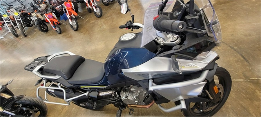 2023 CFMOTO Ibex 800 S