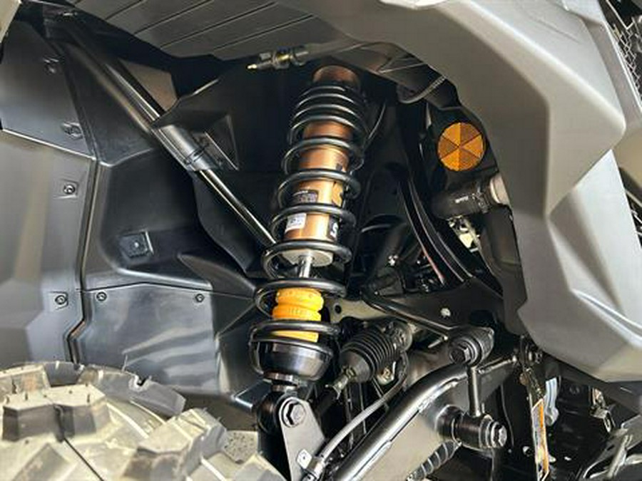 2025 Can-Am Maverick Sport DPS