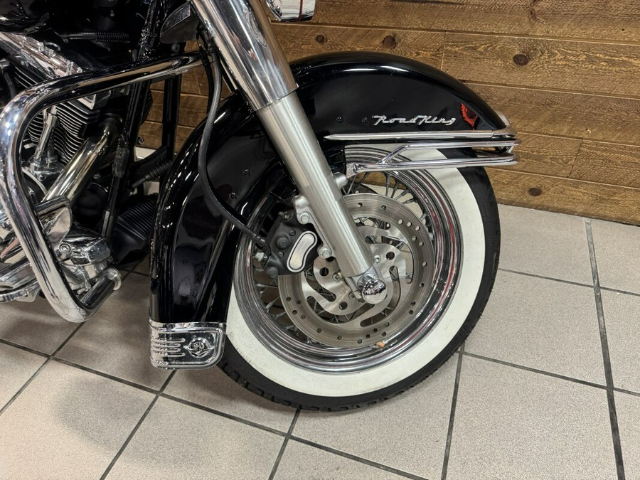 2002 Harley-Davidson® Road King® Classic Black FLHRC-I