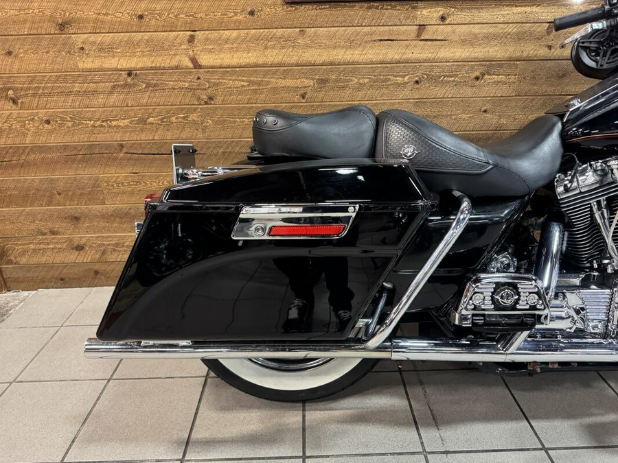 2002 Harley-Davidson® Road King® Classic Black FLHRC-I
