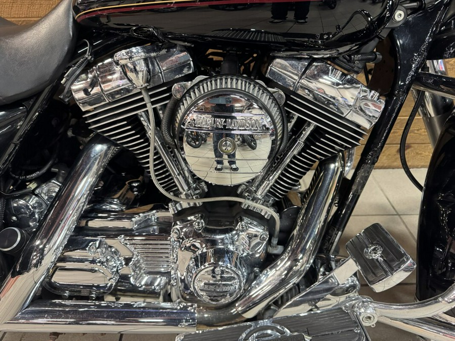 2002 Harley-Davidson® Road King® Classic Black FLHRC-I