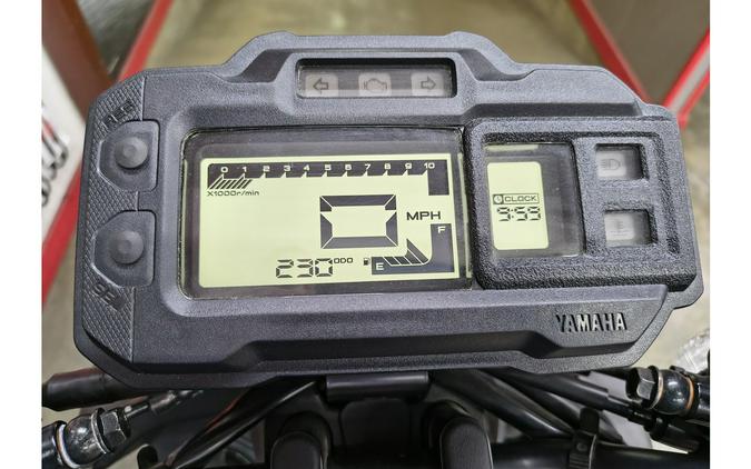 2023 Zuma 125 BLACK WTH REAR TRUNK - Yamaha