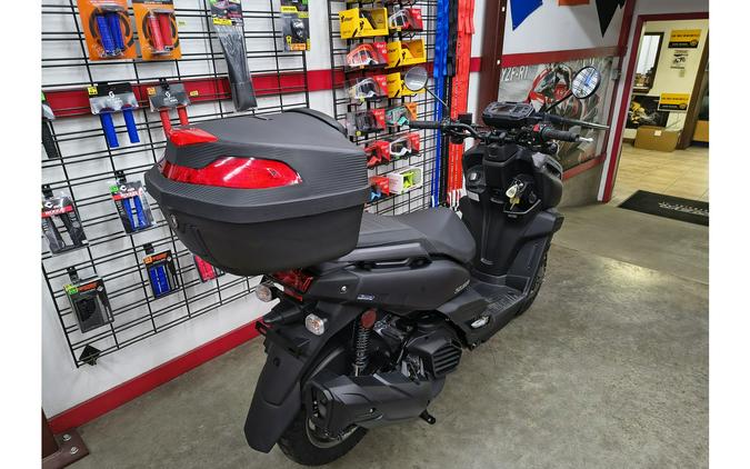 2023 Zuma 125 BLACK WTH REAR TRUNK - Yamaha