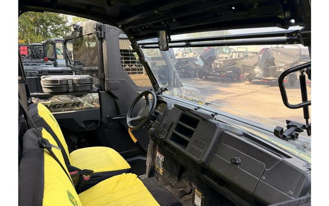 2022 John Deere Gator XUV 835E