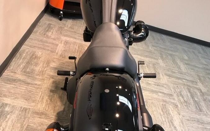 2024 Harley-Davidson® Low Rider® S Vivid Black - Black Finish