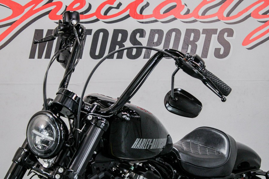 2016 Harley-Davidson Roadster™