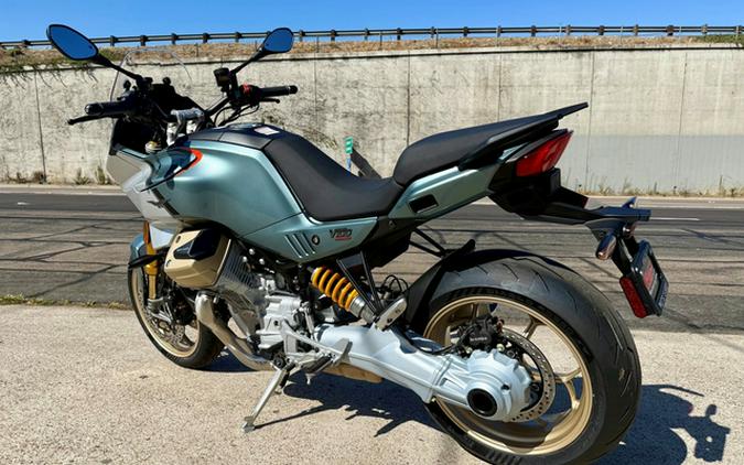 2027 Moto Guzzi V100 Mandello S