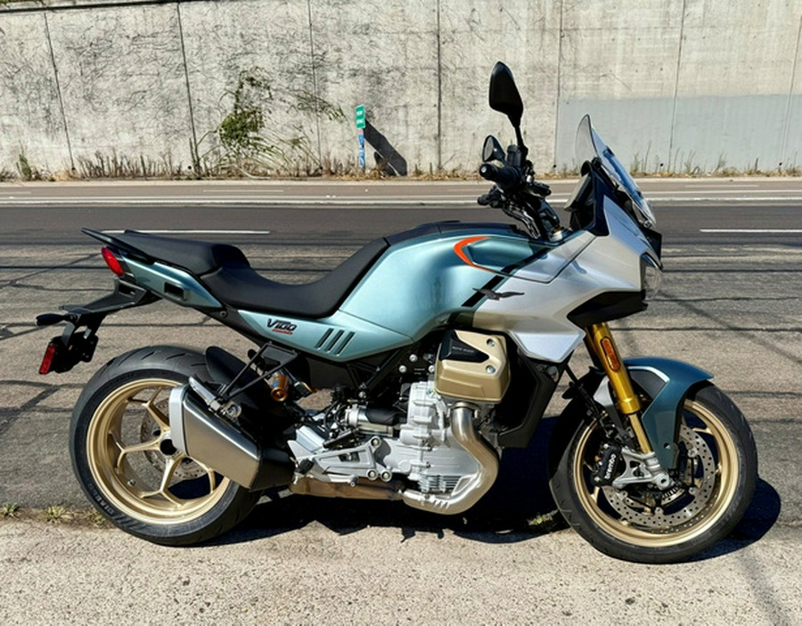 2027 Moto Guzzi V100 Mandello S