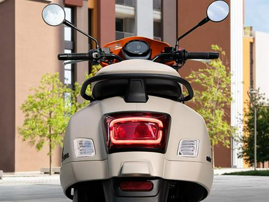 2023 Vespa GTV 300