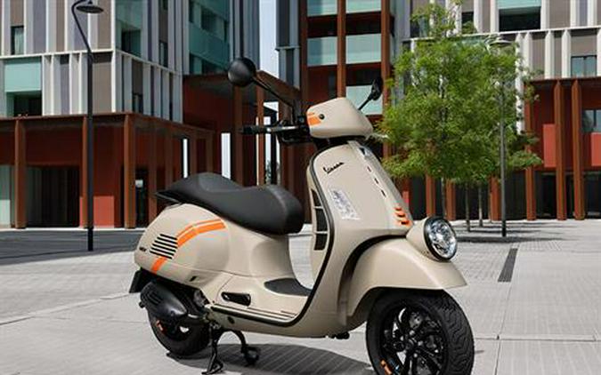 2023 Vespa GTV 300