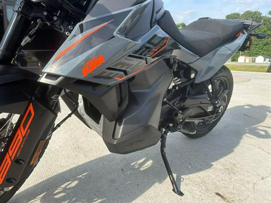 2022 KTM 890 Adventure