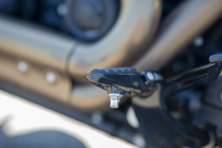 2022 Harley-Davidson Softail FXFBS - Fat Bob 114
