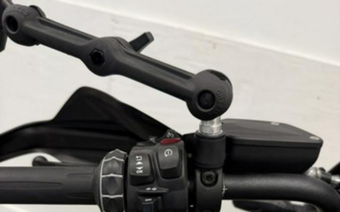 2026 BMW R 12 Black Storm Metallic G/S