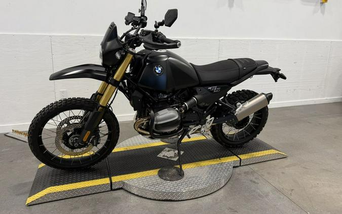 2026 BMW R 12 Black Storm Metallic G/S
