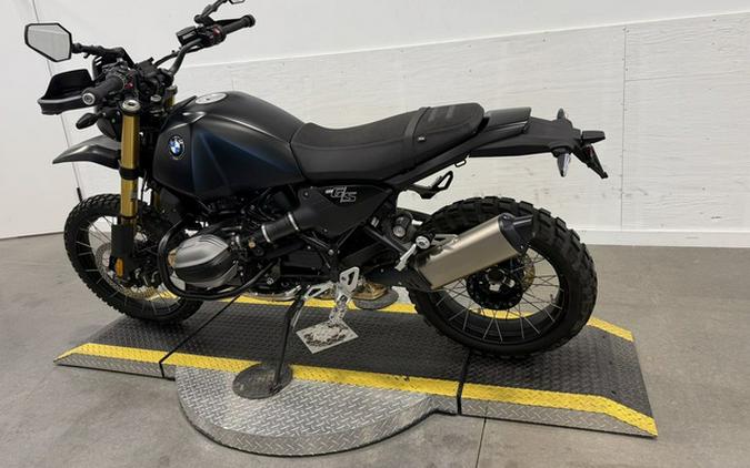 2026 BMW R 12 Black Storm Metallic G/S