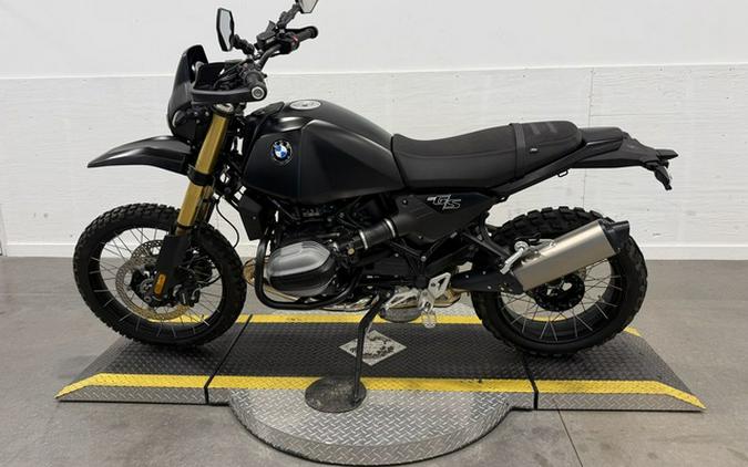 2026 BMW R 12 Black Storm Metallic G/S