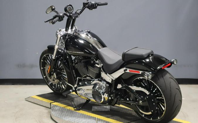 2025 Harley-Davidson® Breakout® FXBR