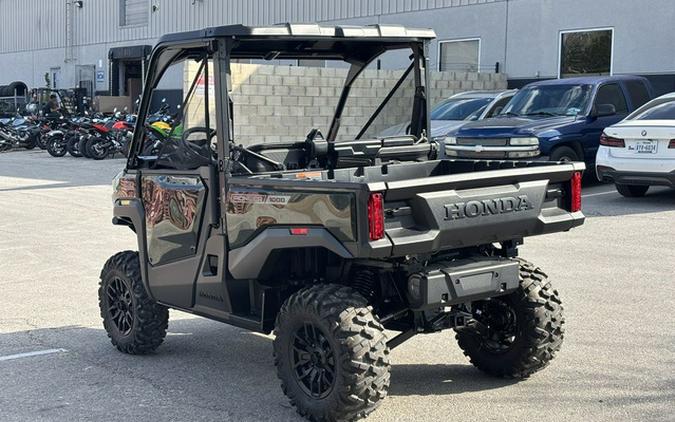 2026 Honda Pioneer 1000 Deluxe