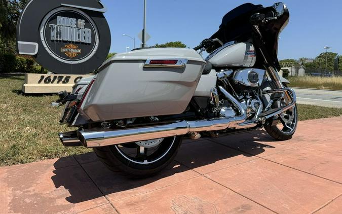 2024 Harley-Davidson® FLHX - Street Glide®