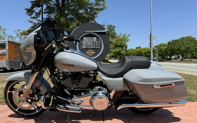 2024 Harley-Davidson® FLHX - Street Glide®