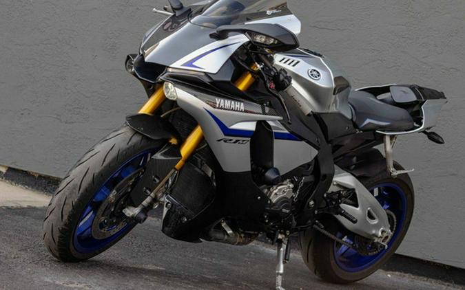 2015 Yamaha YZF R1M