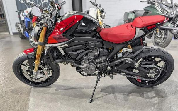 2026 Ducati Monster Dark Stealth