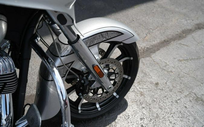 2018 Indian Motorcycle Chieftain Elite Black Hills Silver w/ Marble Accents