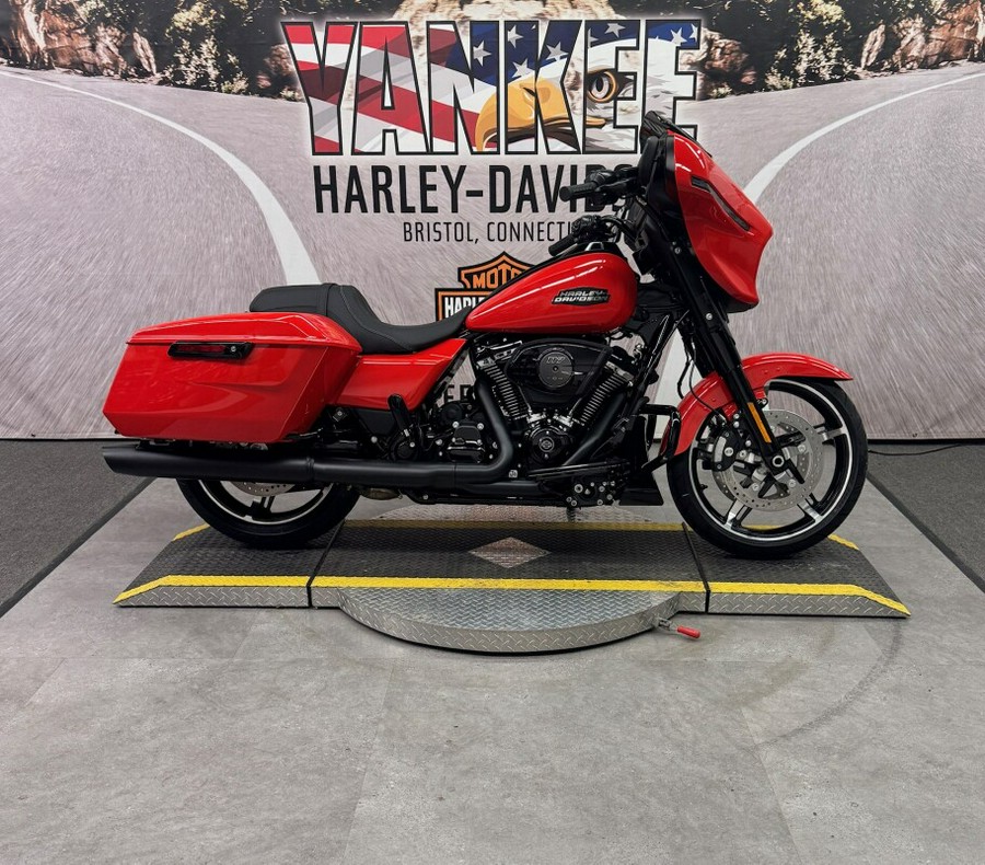 2026 FLHX Street Glide®
