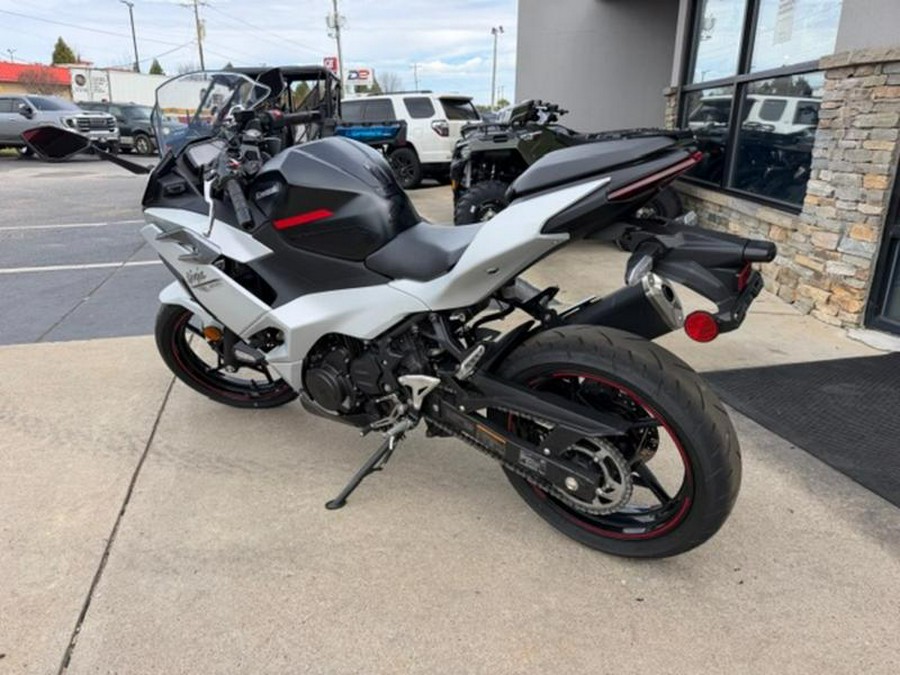 2025 Kawasaki Ninja® 500 ABS