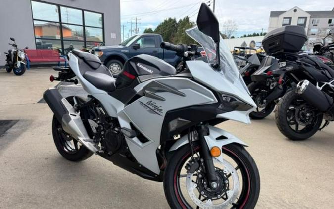 2025 Kawasaki Ninja® 500 ABS