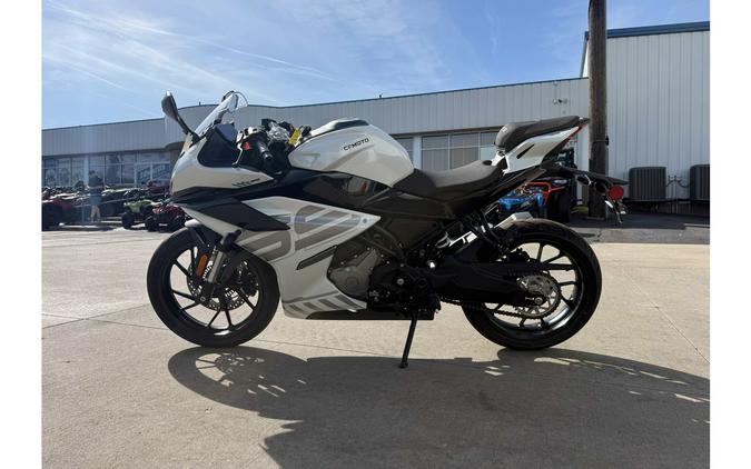 2026 CFMOTO 300SS CF300-5US