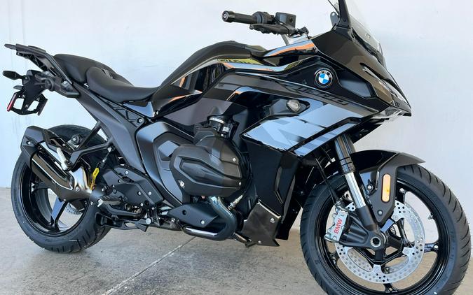 2026 BMW R1300RS