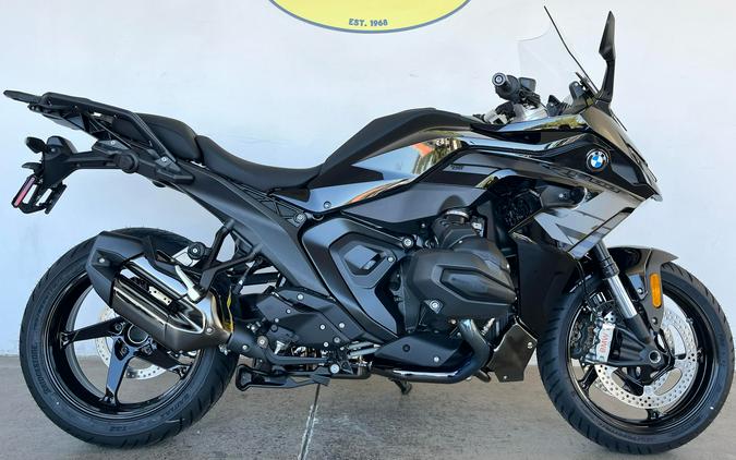 2026 BMW R1300RS