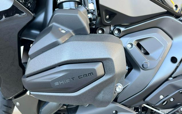 2026 BMW R1300RS