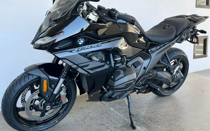 2026 BMW R1300RS