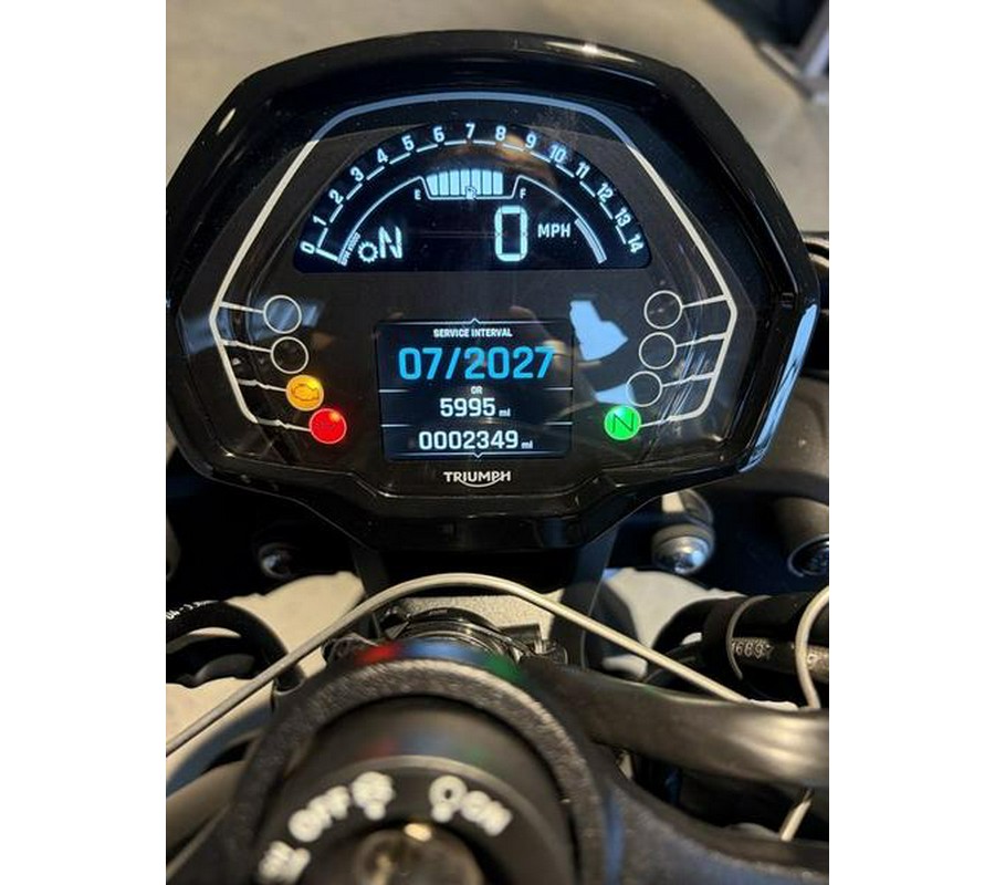 2024 Triumph Street Triple 765 R Silver Ice