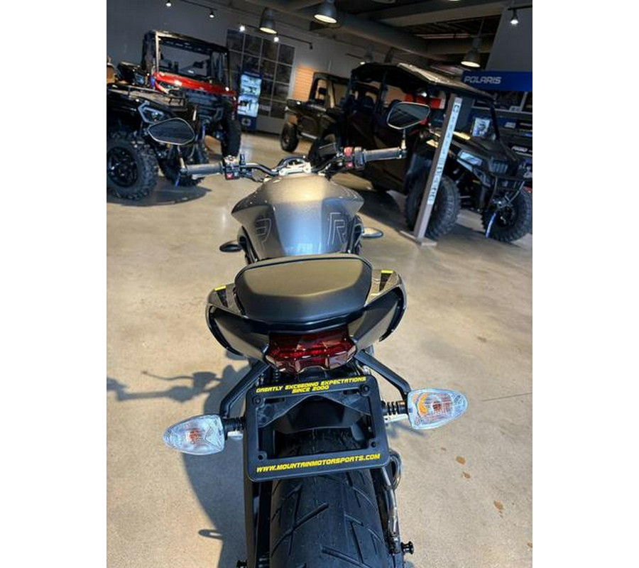 2024 Triumph Street Triple 765 R Silver Ice