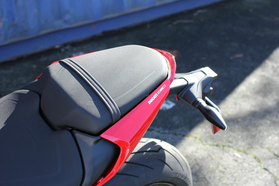 2025 Ducati Monster Plus