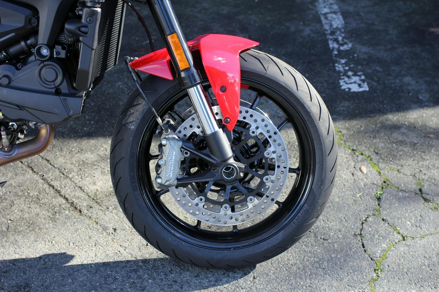 2025 Ducati Monster Plus