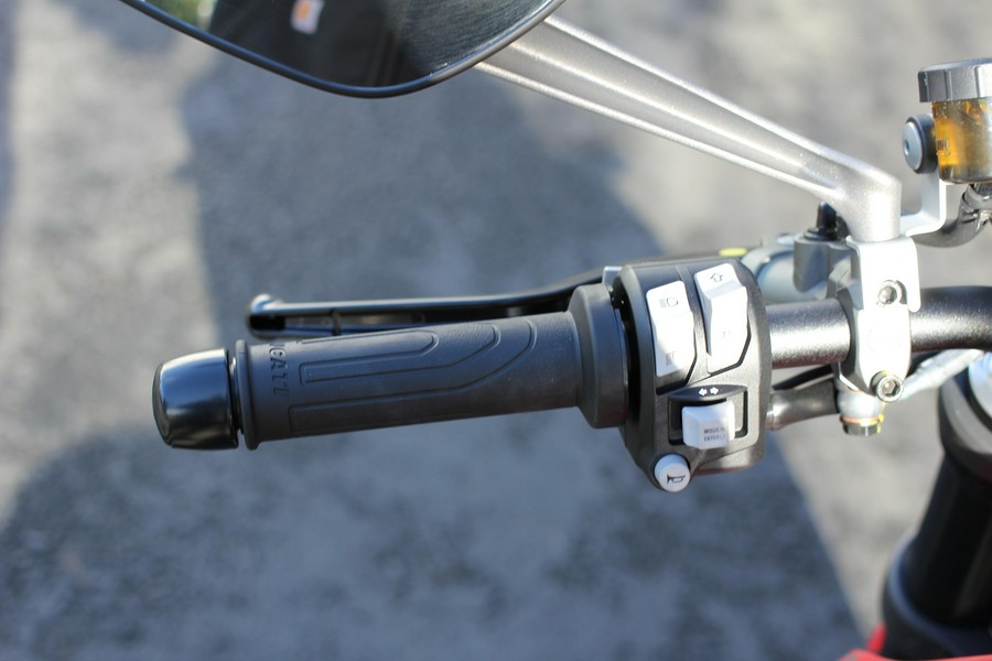 2025 Ducati Monster Plus