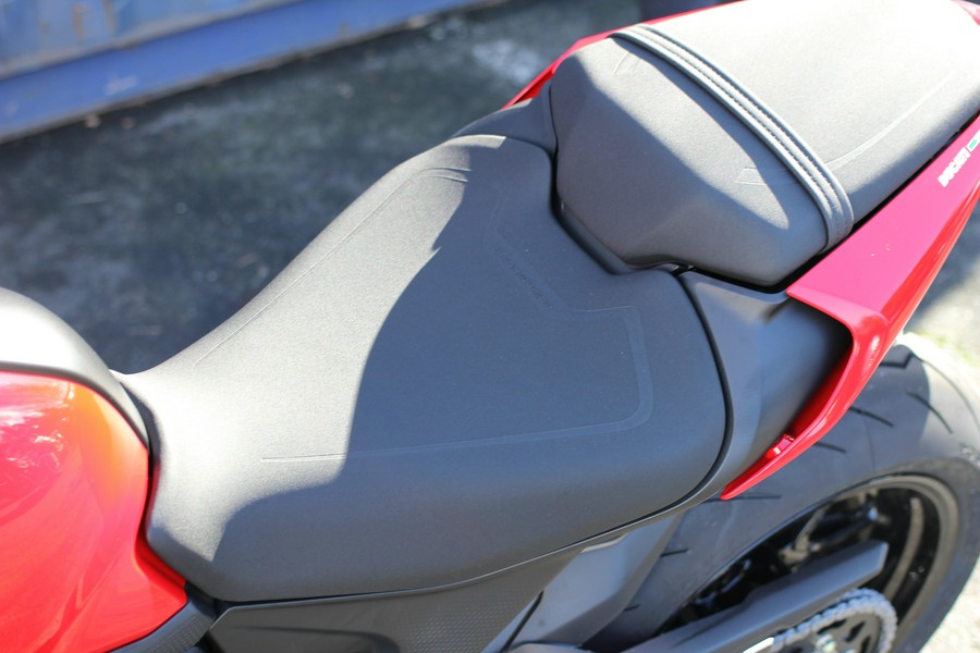 2025 Ducati Monster Plus