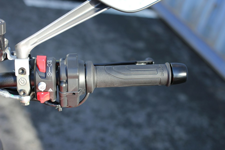 2025 Ducati Monster Plus