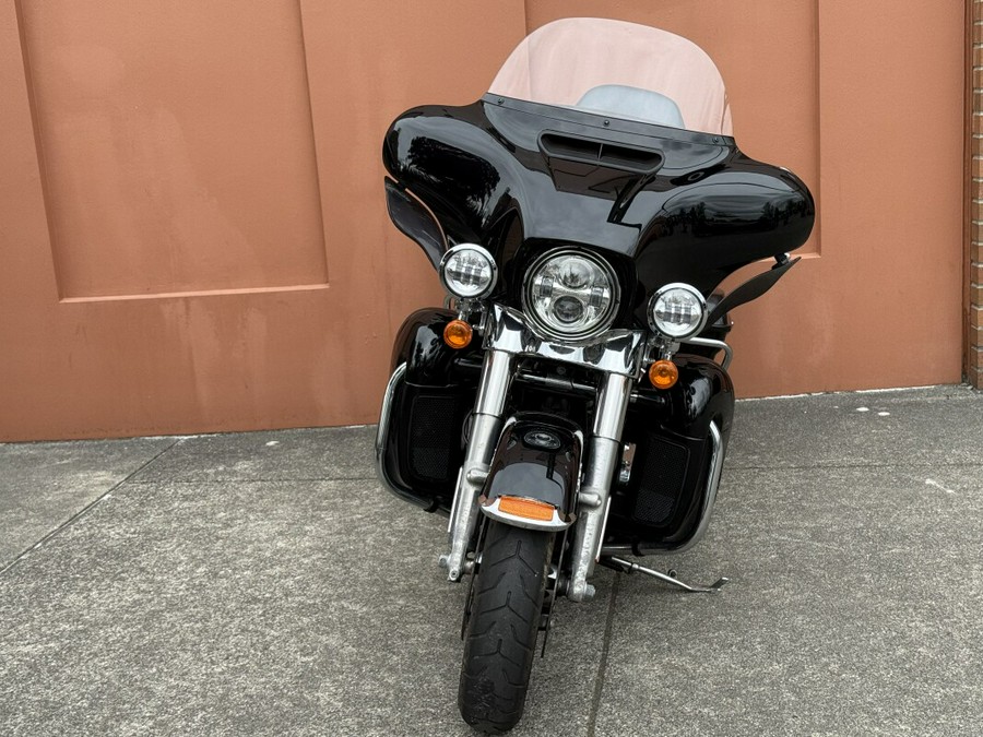 Harley-Davidson Ultra Limited Vivid Black