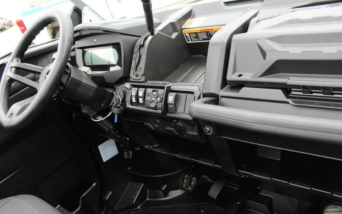 2024 Can-Am Defender MAX X MR With Half-Doors HD10