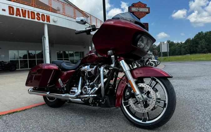 2017 Harley-Davidson Road Glide Special Velocity Red Sunglo